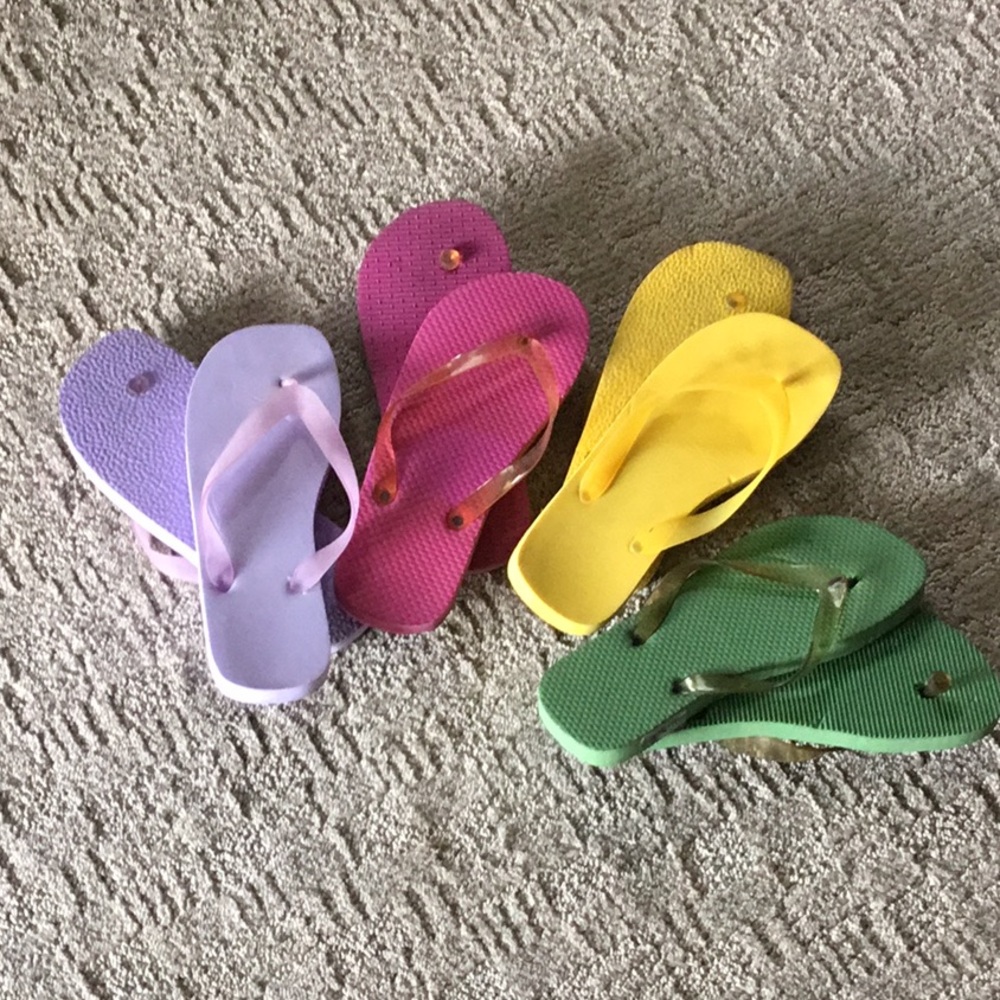 Flip Flops size 8 4/15.00